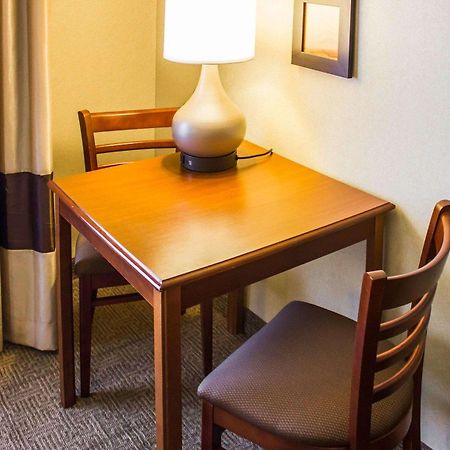 Comfort Inn Guilford Near I-95 Eksteriør billede