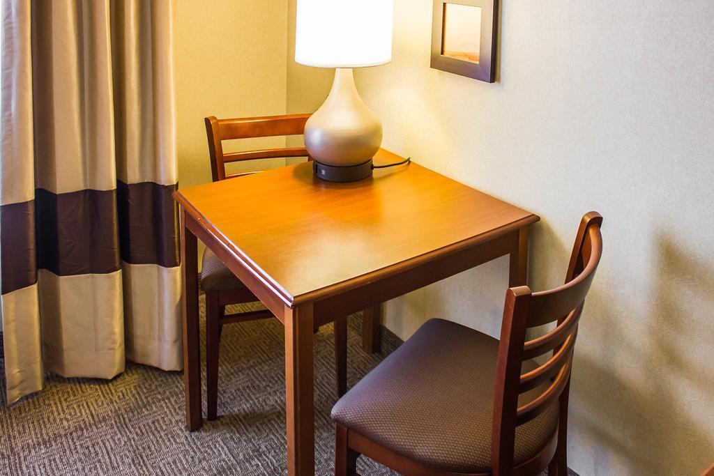 Comfort Inn Guilford Near I-95 Eksteriør billede